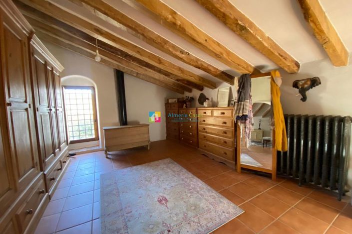 Image No.35-8 Bed Country House for sale