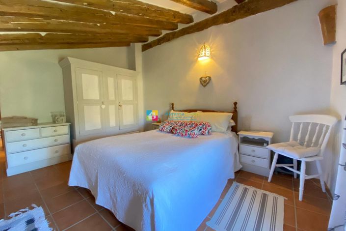 Image No.39-8 Bed Country House for sale