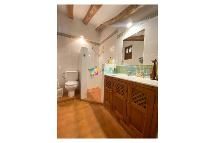 Image No.40-8 Bed Country House for sale