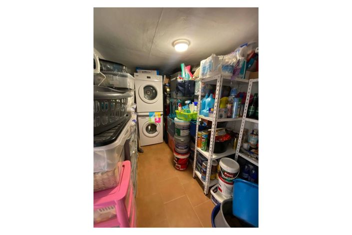 Image No.11-3 Bed Townhouse for sale