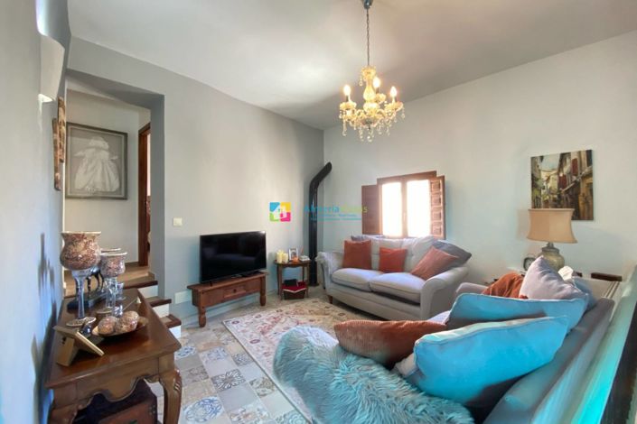 Image No.25-3 Bed Townhouse for sale