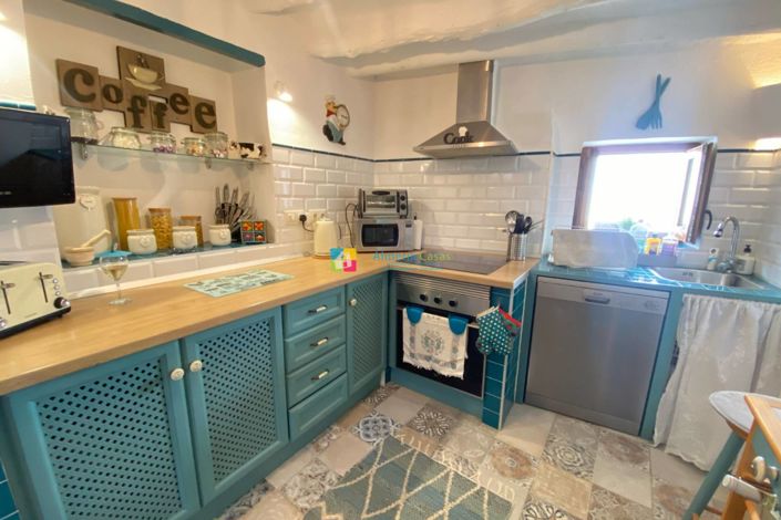 Image No.6-3 Bed Townhouse for sale