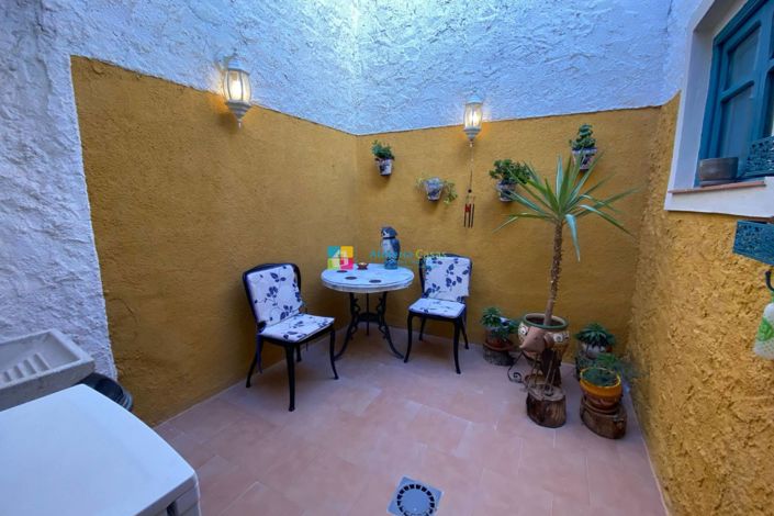 Image No.9-3 Bed Townhouse for sale