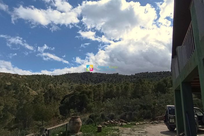 Image No.14-3 Bed Country House for sale