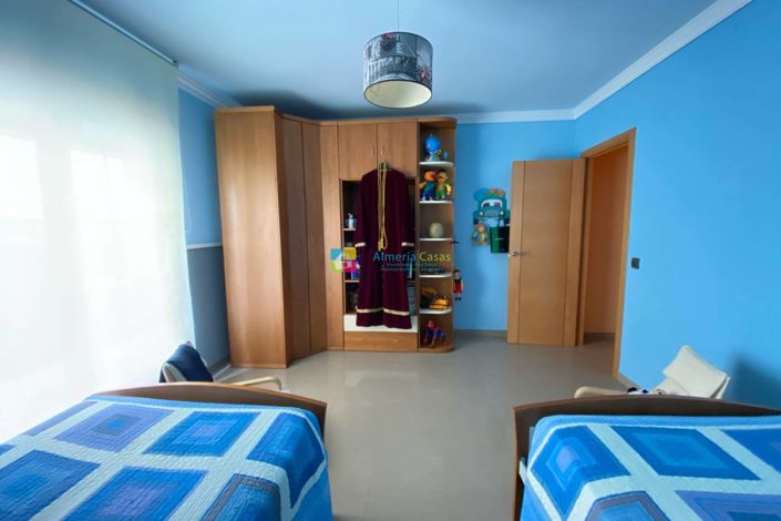 Image No.28-4 Bed Duplex for sale