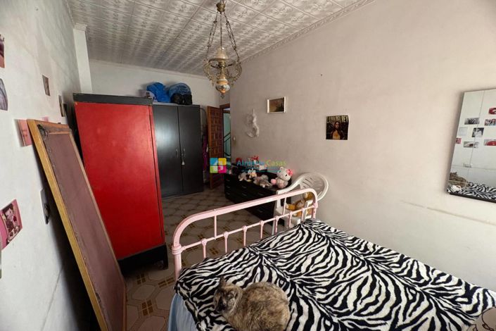 Image No.21-3 Bed Townhouse for sale