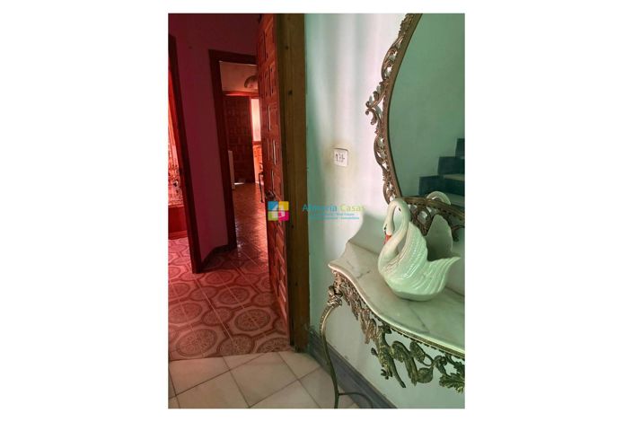 Image No.4-3 Bed Townhouse for sale