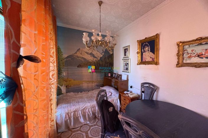 Image No.6-3 Bed Townhouse for sale