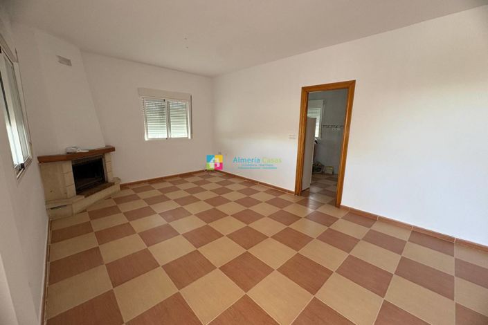 Image No.4-3 Bed Villa for sale