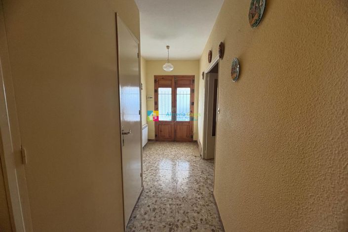 Image No.10-3 Bed Country House for sale