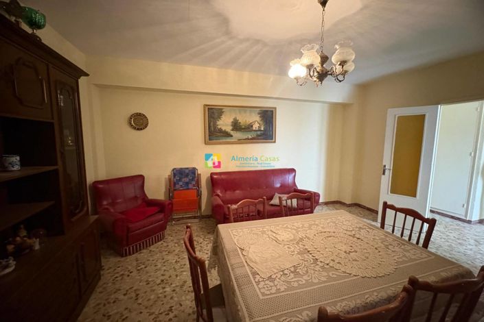 Image No.11-3 Bed Country House for sale