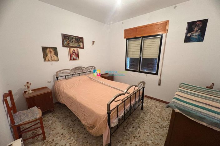 Image No.19-3 Bed Country House for sale