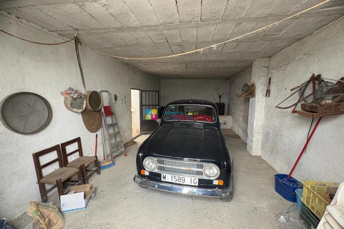 Image No.26-3 Bed Country House for sale