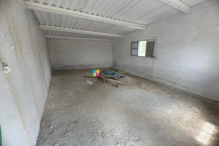 Image No.36-3 Bed Country House for sale