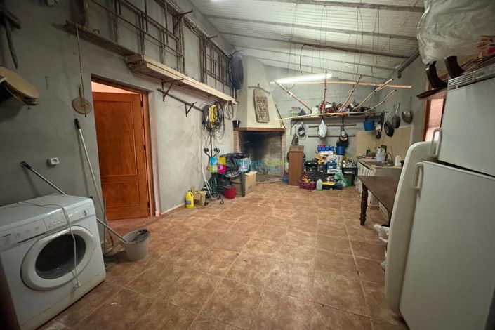 Image No.15-2 Bed Country House for sale