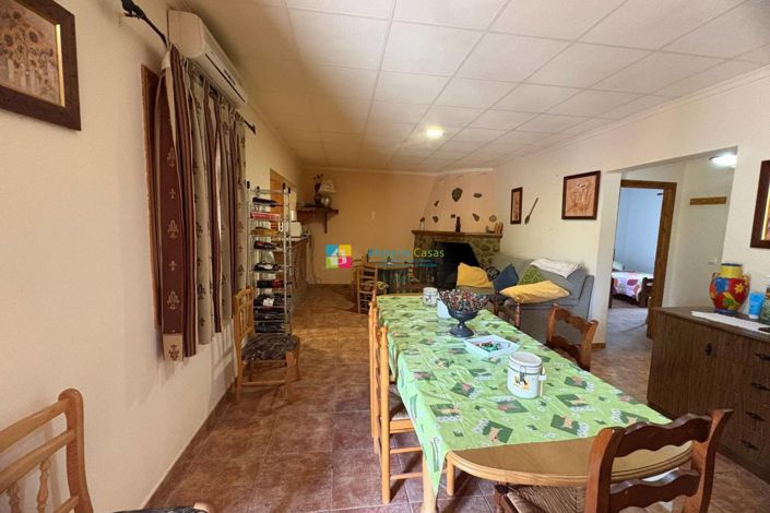 Image No.8-2 Bed Country House for sale