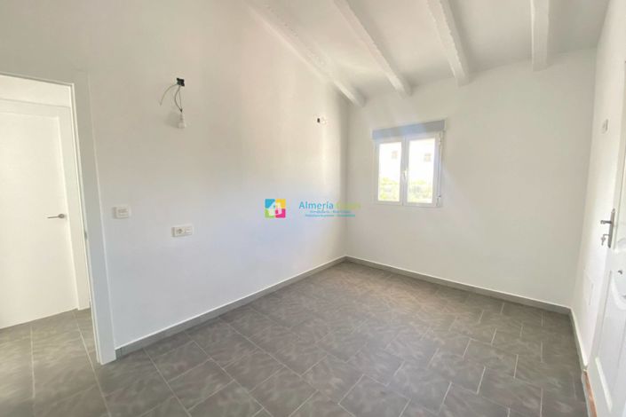 Image No.18-3 Bed Villa for sale