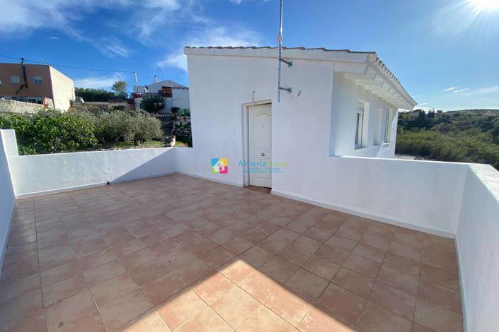 Image No.20-3 Bed Villa for sale