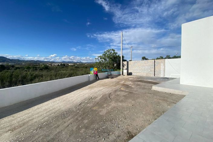 Image No.26-3 Bed Villa for sale