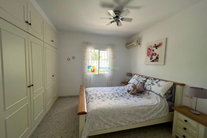 Image No.18-4 Bed Villa for sale