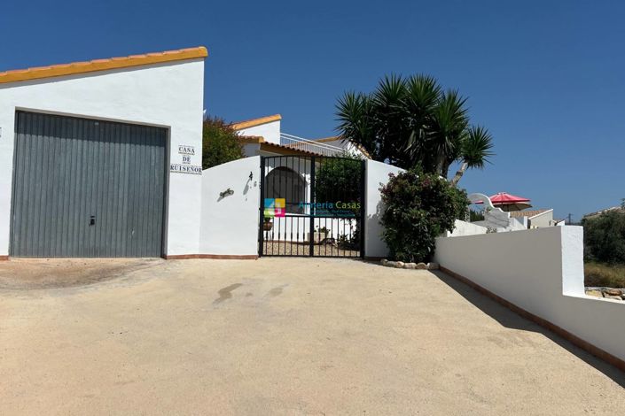 Image No.36-4 Bed Villa for sale