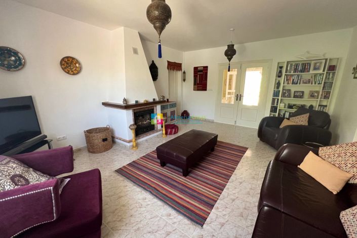 Image No.9-4 Bed Villa for sale