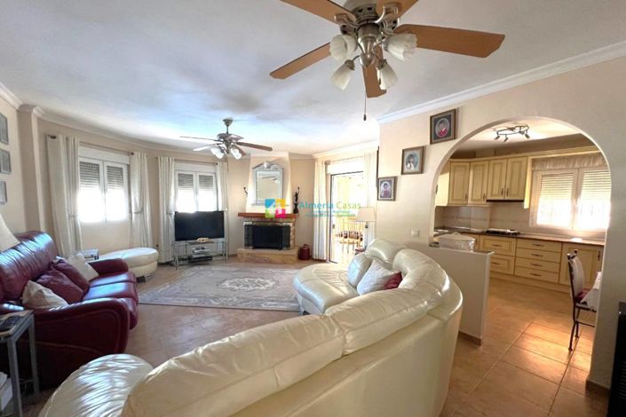 Image No.10-5 Bed Villa for sale