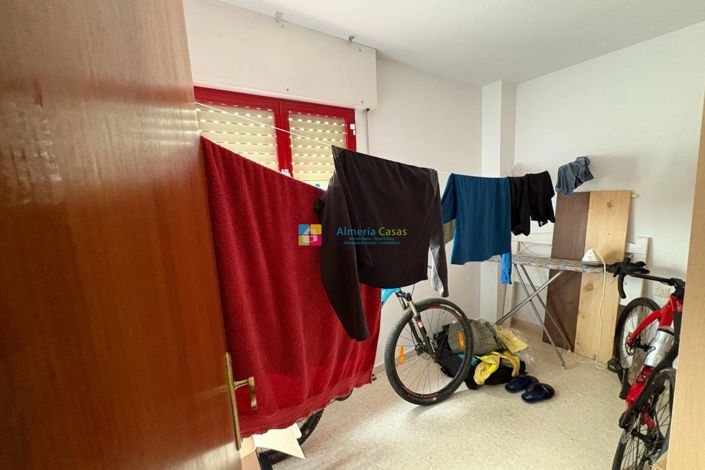 Image No.15-4 Bed Apartment for sale