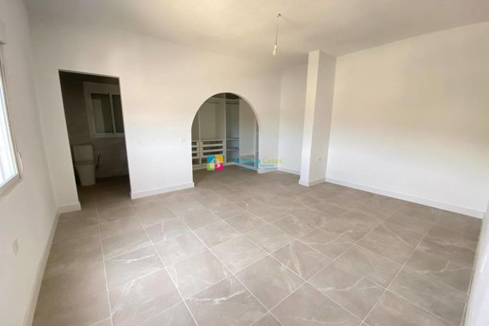 Image No.17-Villa de 4 chambres à vendre à Zurgena