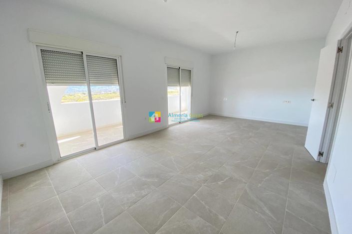 Image No.24-Villa de 4 chambres à vendre à Zurgena