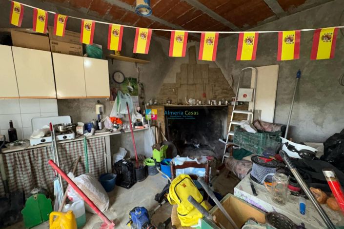 Image No.5-1 Bed Country House for sale