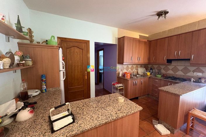 Image No.4-4 Bed Country House for sale