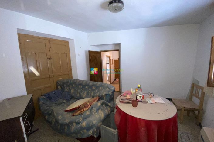 Image No.5-3 Bed Townhouse for sale