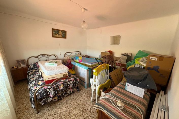 Image No.14-3 Bed Townhouse for sale