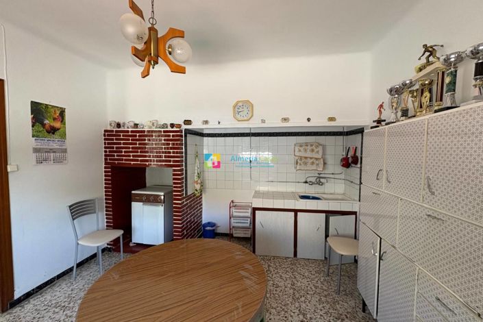 Image No.7-3 Bed Townhouse for sale