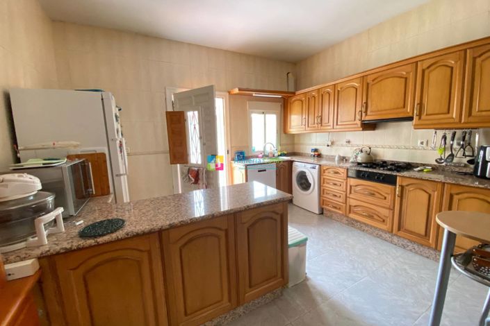 Image No.11-3 Bed Country House for sale