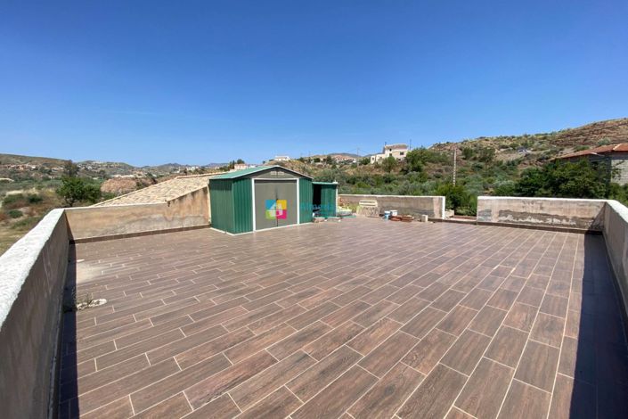 Image No.29-3 Bed Country House for sale