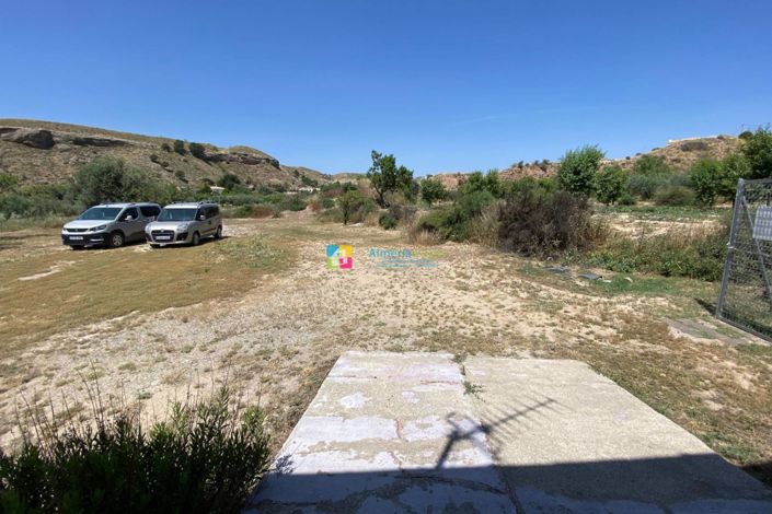 Image No.37-3 Bed Country House for sale