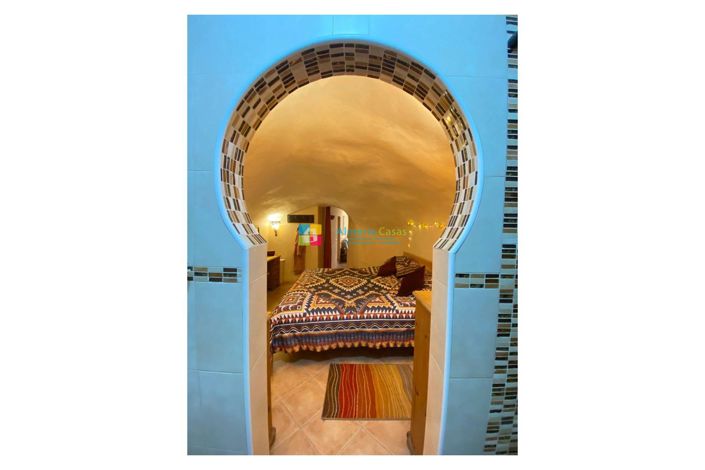 Image No.27-3 Bed Country House for sale