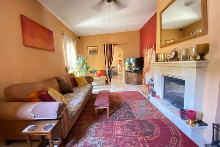 Image No.3-3 Bed Country House for sale