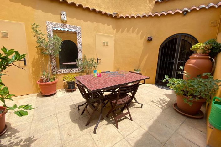 Image No.31-3 Bed Country House for sale