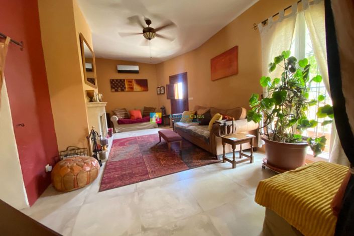 Image No.5-3 Bed Country House for sale