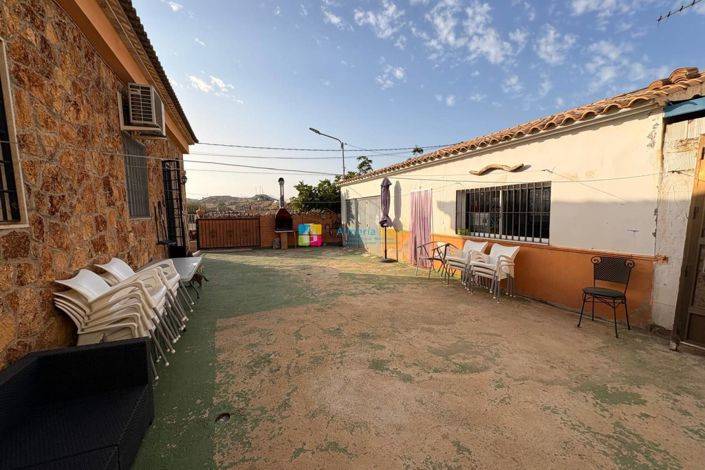 Image No.21-3 Bed Villa for sale