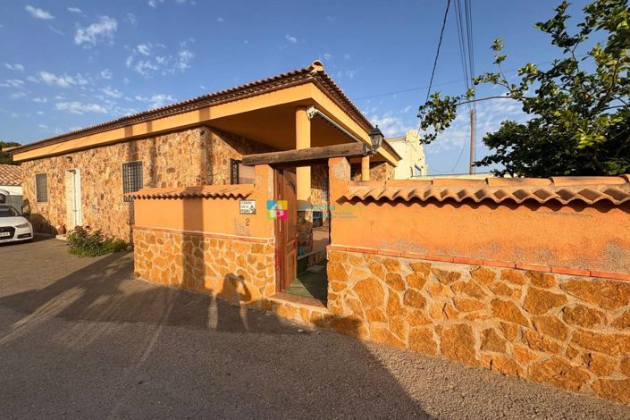 Image No.3-3 Bed Villa for sale