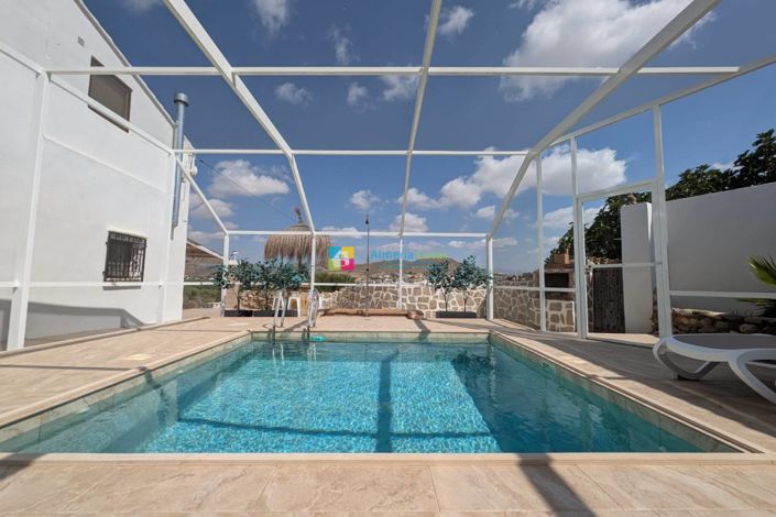 Image No.4-Maison de campagne de 4 chambres à vendre à Almanzora