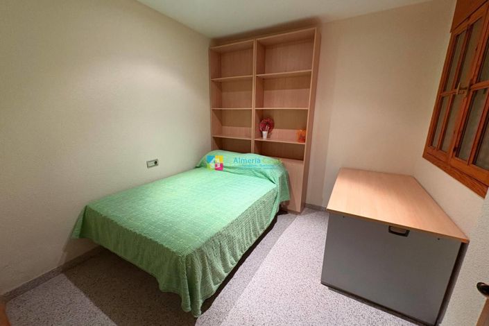 Image No.21-3 Bed Apartment for sale