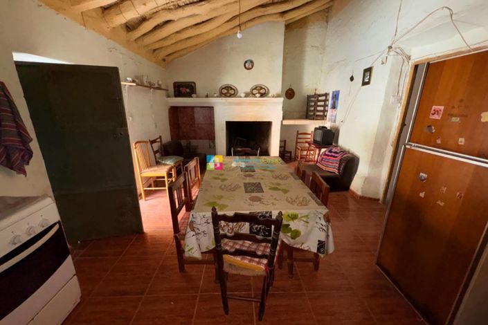 Image No.4-5 Bed Townhouse for sale