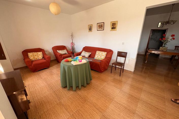 Image No.5-3 Bed Townhouse for sale