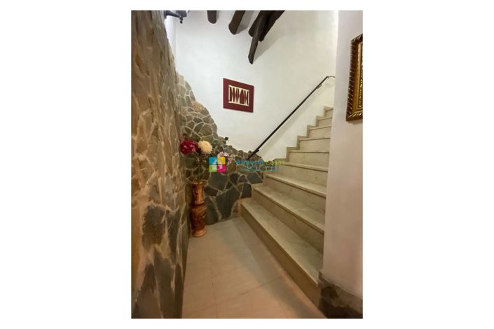 Image No.16-3 Bed Townhouse for sale