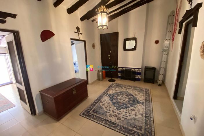 Image No.19-3 Bed Townhouse for sale